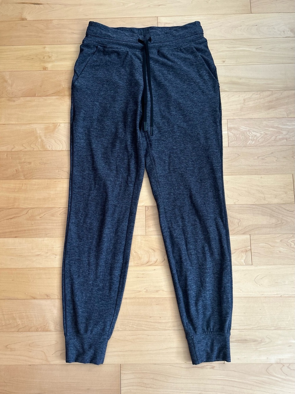 Lululemon Ready To Rulu Joggers size 6